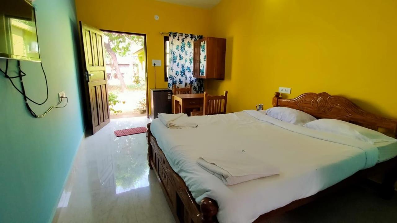 Shrushthee Guest House Vagator Exterior foto